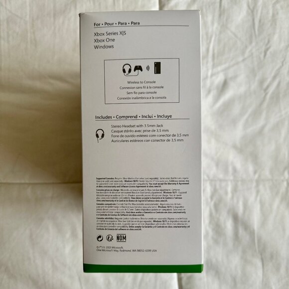 XBOX Stereo Headset - NEW In BOX - Picture 3 of 3